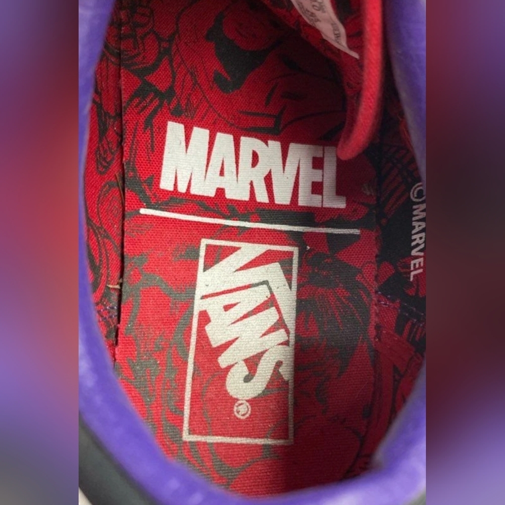 Vans Marvel Avengers Captain America Old Skool Sneakers Men's Size 10 MSRP $100 - Picture 7 of 8